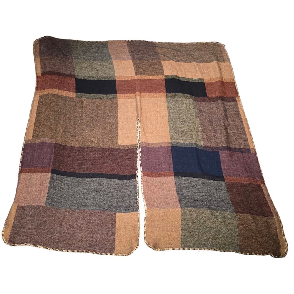 VTG 90s Wool Boho Patchwork Poncho Festival Blanket Shawl Wrap - Picture 6 of 11